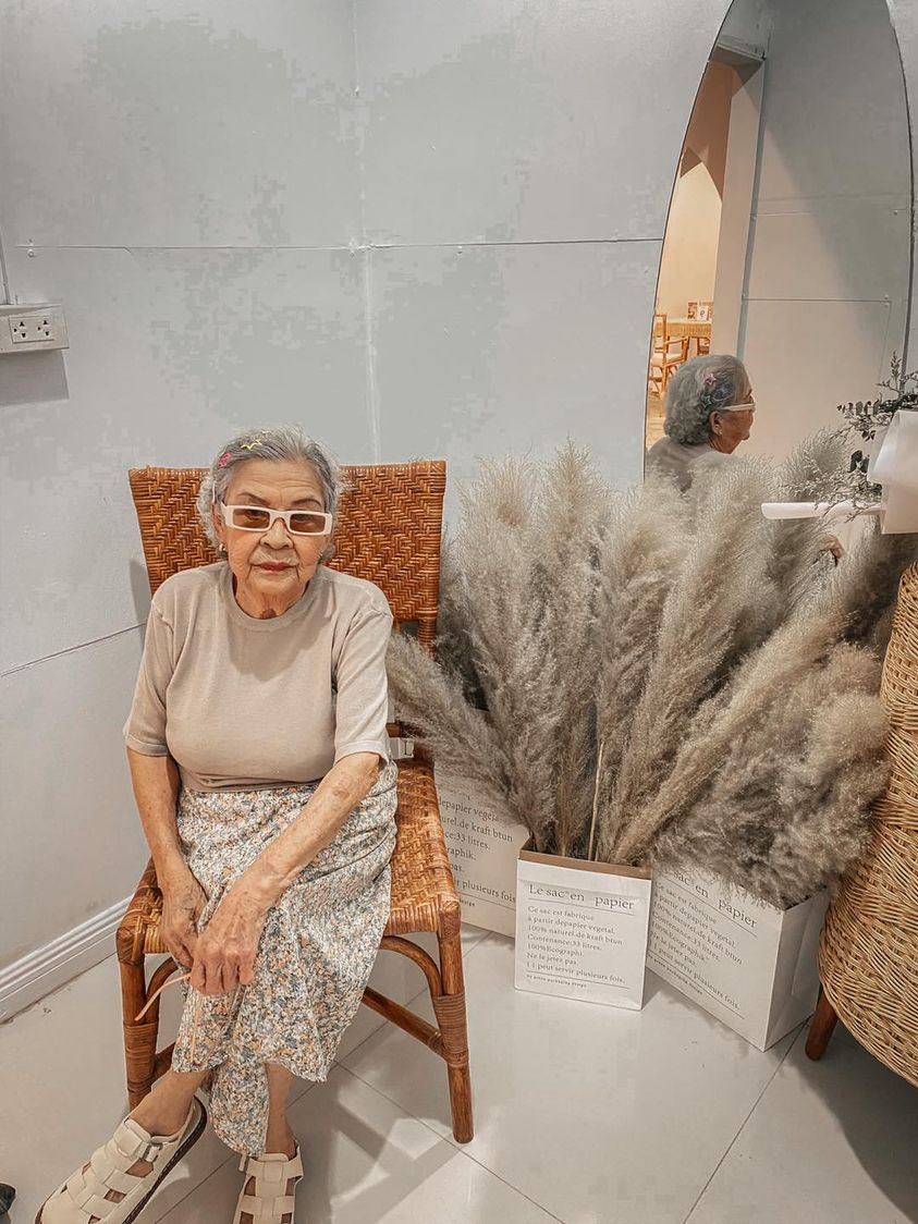 คุณยายหงส์ทอง