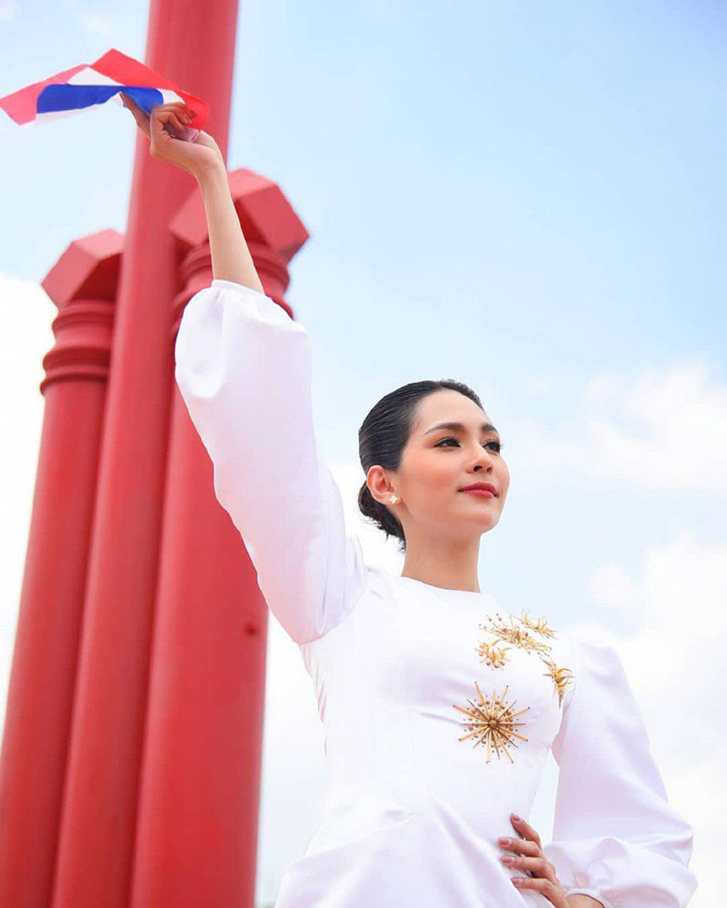 บิ๊นท์ สิรีธร