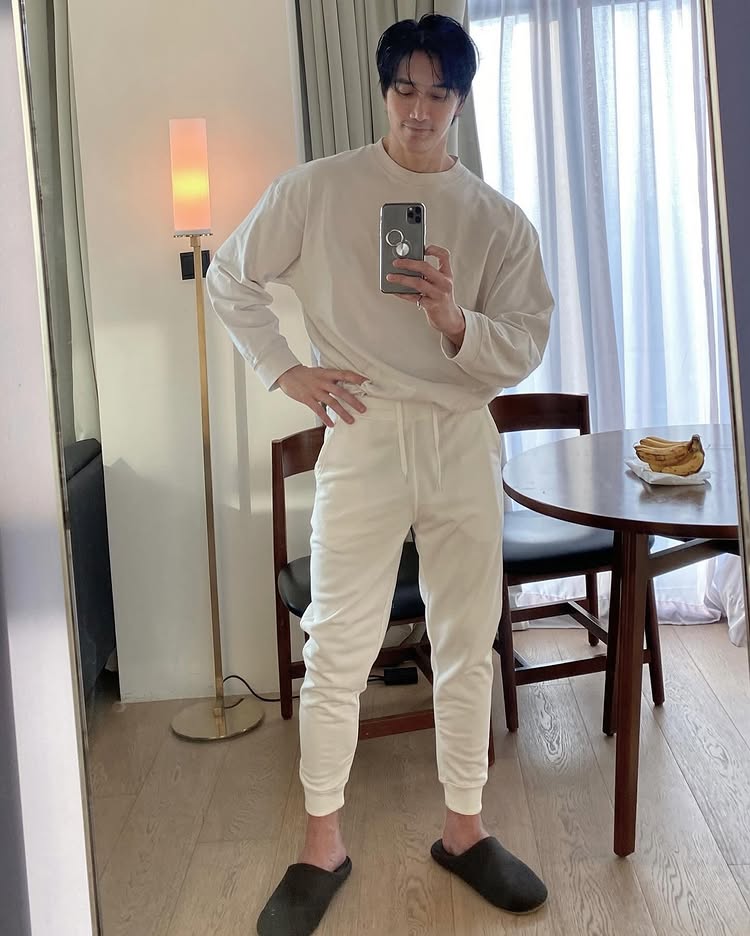 ฉวนโต ทาน นายแบบคนดัง วัย 59 ปี