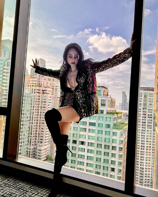 ขวัญ อุษามณี