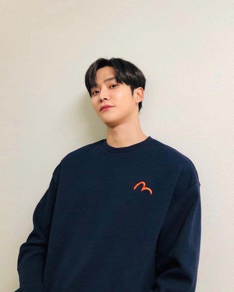 โรอุน SF9 rowoon