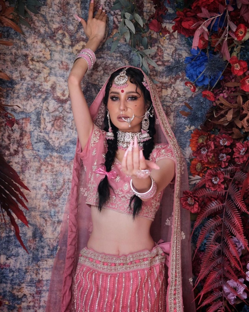 ขวัญ อุษามณี