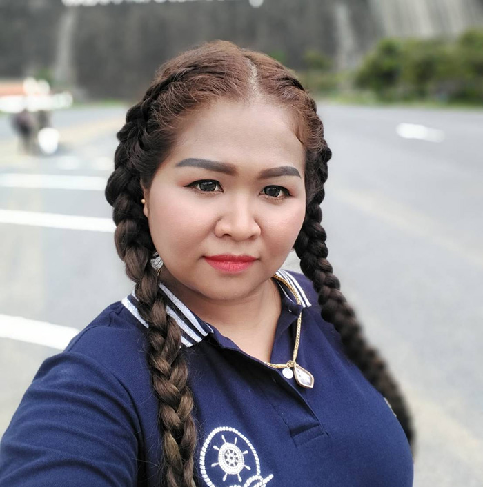 เจ๊ทรงหิว เน็ตไอดอล