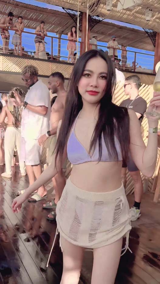 กิ๊บซี่ วนิดา