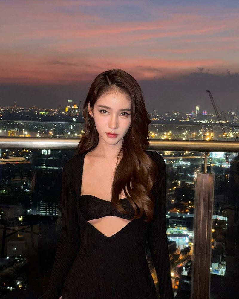 โยชิ รินลดา