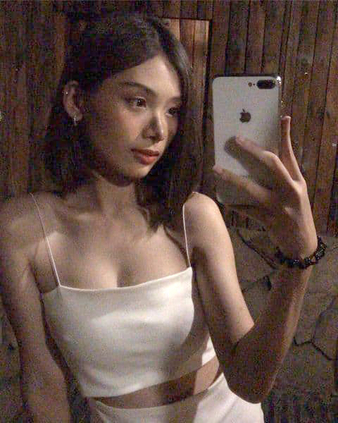 ลูกดาราตลก, บอล เชิญยิ้ม