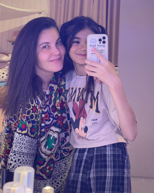 น้องลียา ลูกสาว ธัญญ่า ธัญญาเรศ กับพัฒนาการความสวย ยิ่งโตยิ่งออร่าจับ