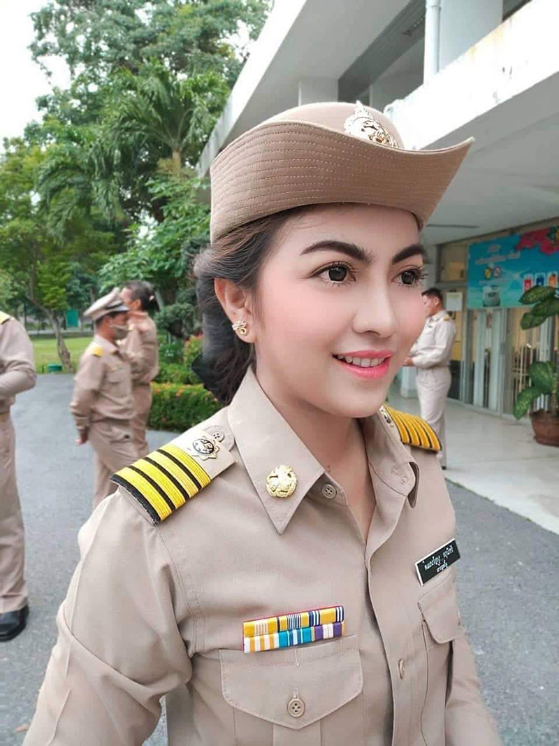 ผู้ใหญ่บ้าน