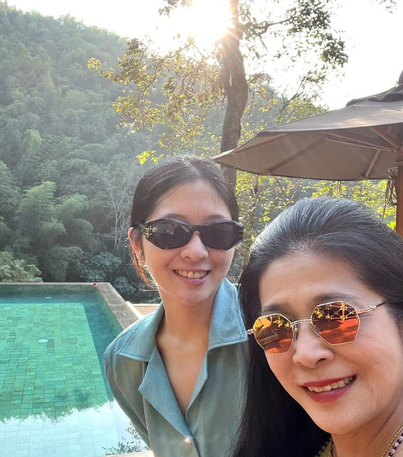 จินนี่ ยศสุดา