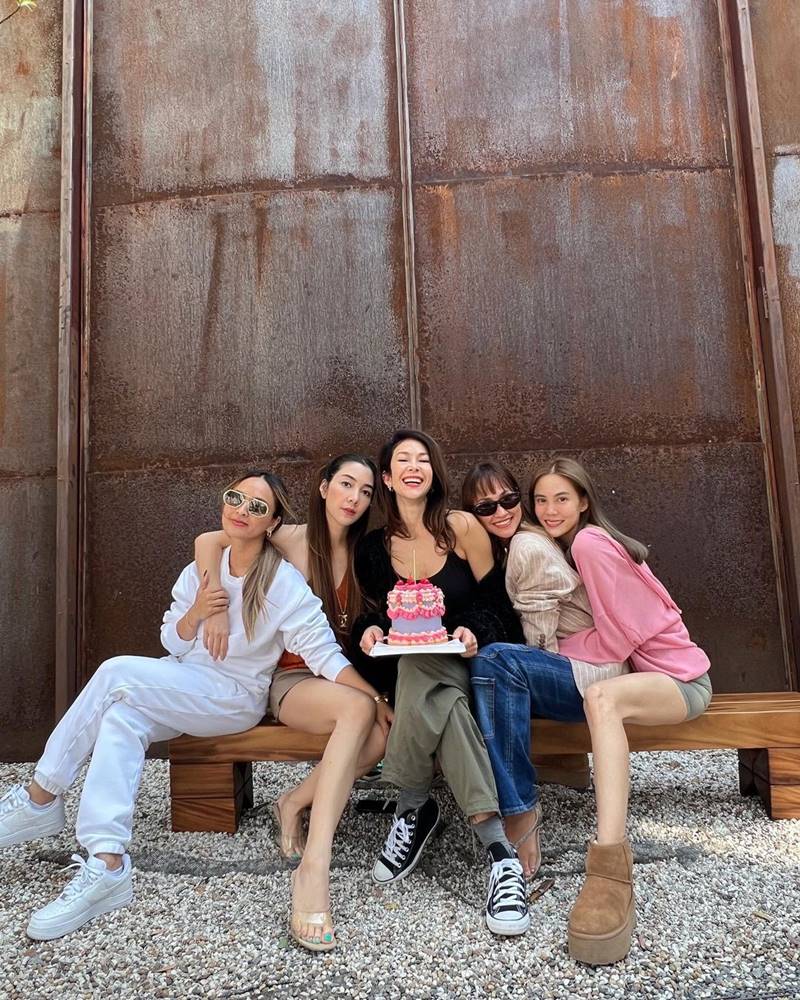 เจนี่ วุ้นเส้น เปิดธุรกิจร่วมกัน