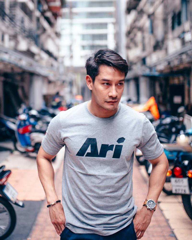 ป้อง ณวัฒน์