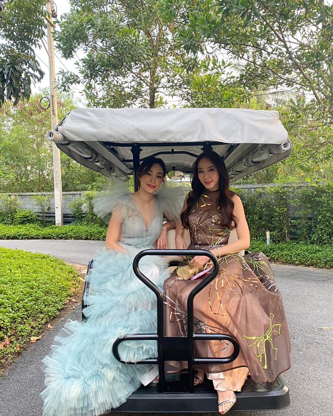 อั้ม เมย์ เป้ย 