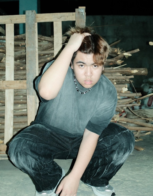 ธีร์ Only Monday