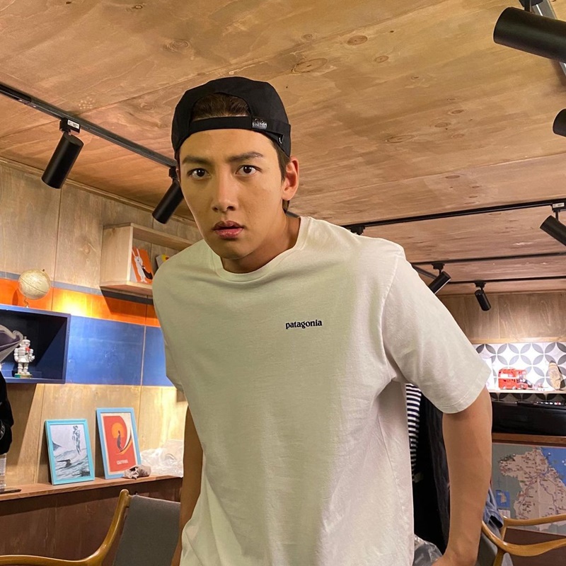 จีชางอุค ji changwook