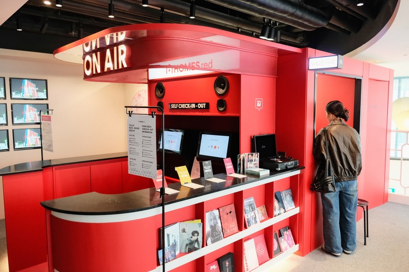 HOMES RED MYEONGDONG ที่พักใจกลางเมียงดง