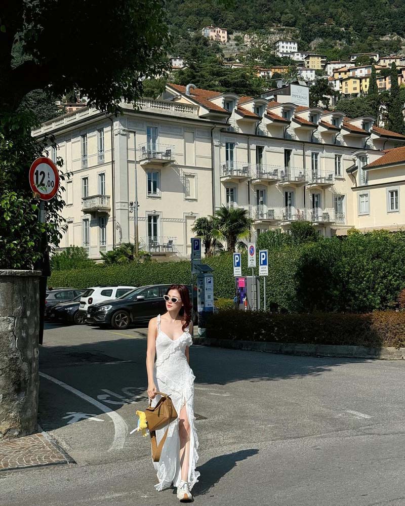 ใบเฟิร์น พิมพ์ชนก