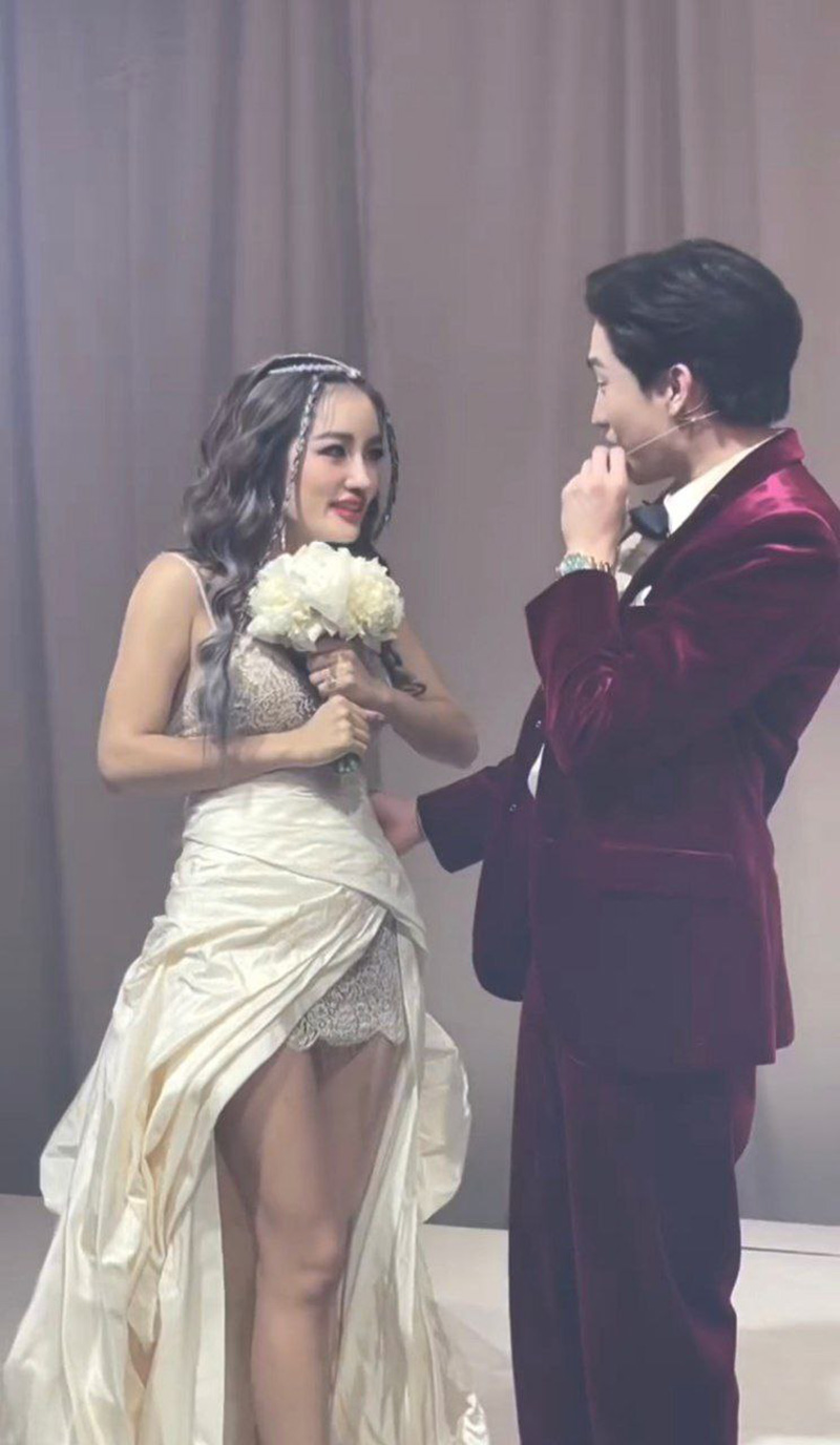 โตชิ ขอ กระแต อาร์สยาม แต่งงาน