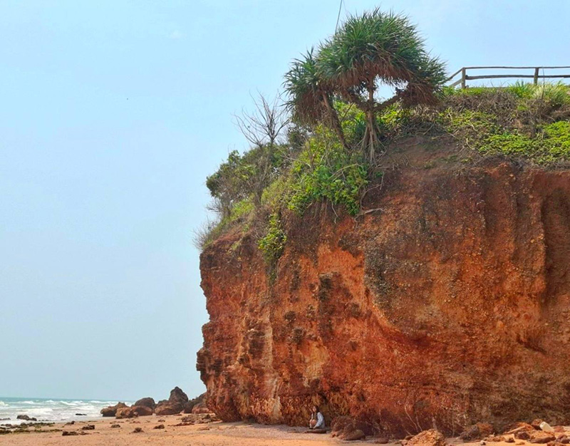 ผาฝั่งแดง ประจวบฯ