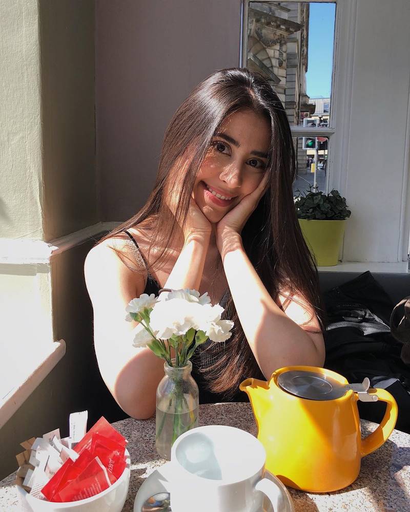 จีนส์ จิรชยา, นก จริยา, จอนนี่ แอนโฟเน่