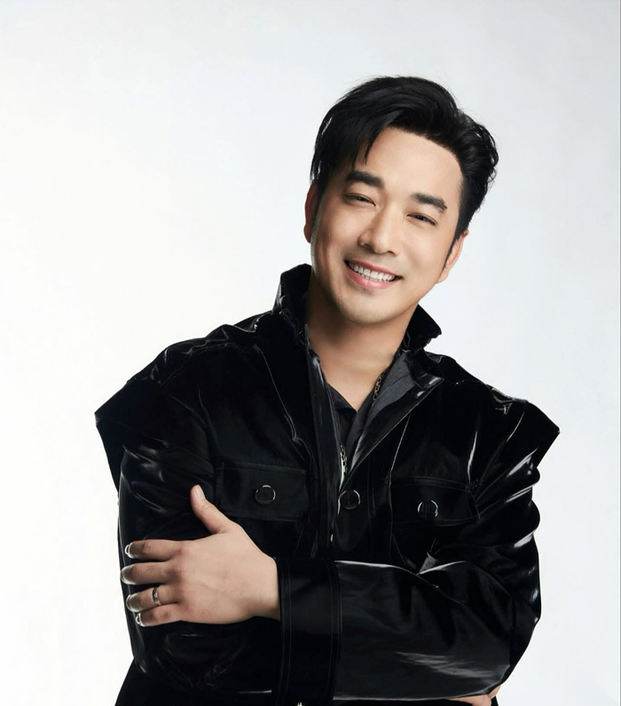 เจมส์ เรืองศักดิ์