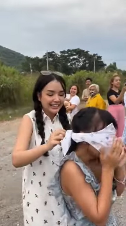  ลิลลี่ ได้หมดถ้าสดชื่น