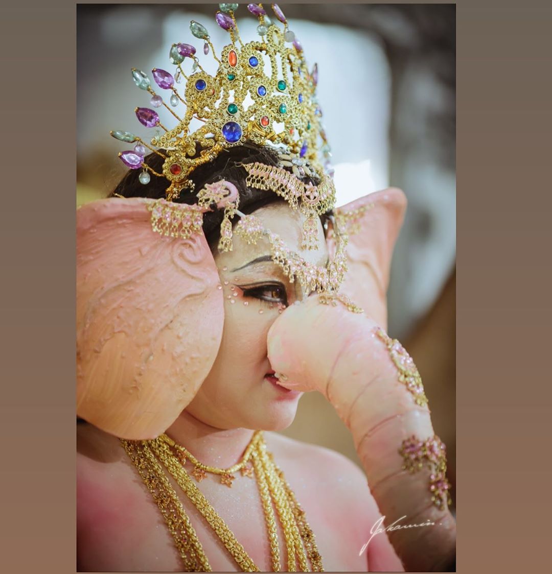 ดีเจบุ๊กโกะ