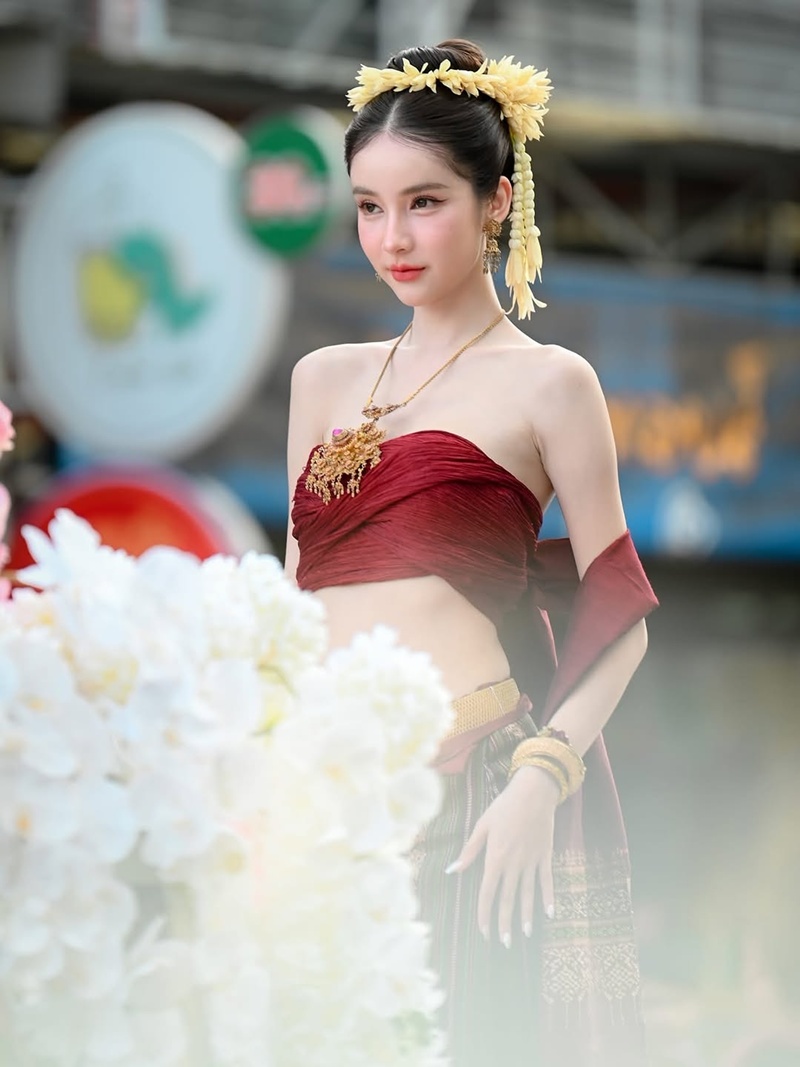 โยชิ รินรดา