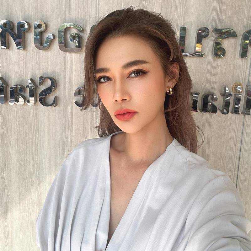 ปู มัณฑนา ถูกศาลสั่งจำคุก 2 ปี