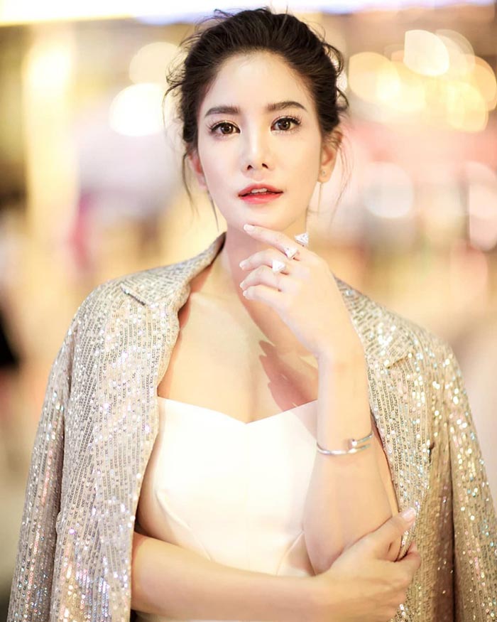 บ้าน ก้อย รัชวิน