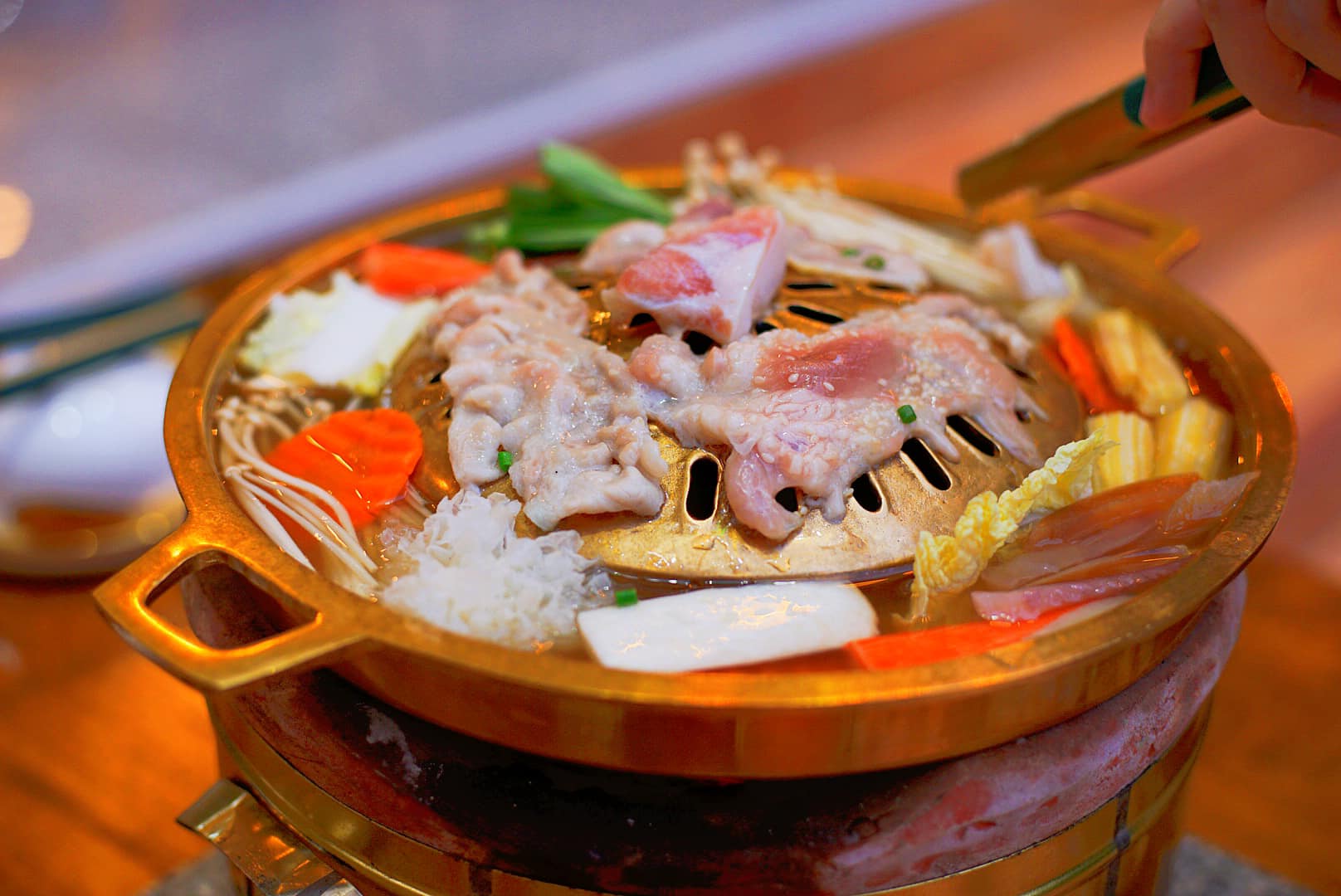 ไม่ว่าง ย่างอยู่