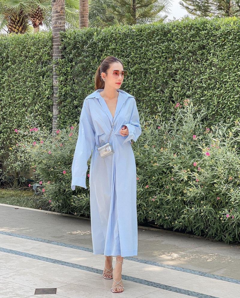 เนย โชติกา