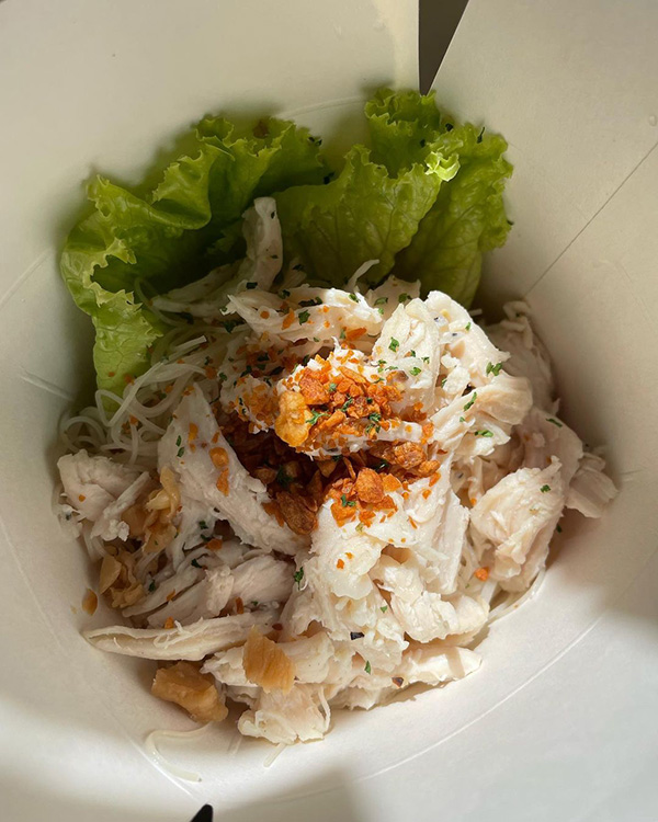ก๋วยเตี๋ยวไก่ฉีก