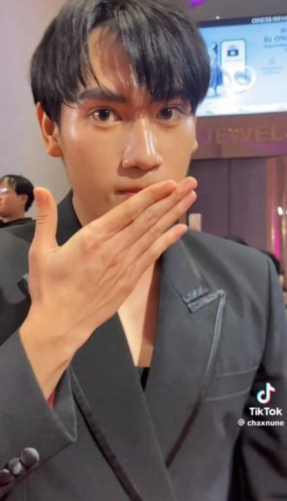 ดาราหนุ่มเป็นงง ท่าอุ๋งคืออะไร ก่อนเป็นไวรัลเพราะคำที่ใช้ถาม... Google Thailand ยังแชร์ !