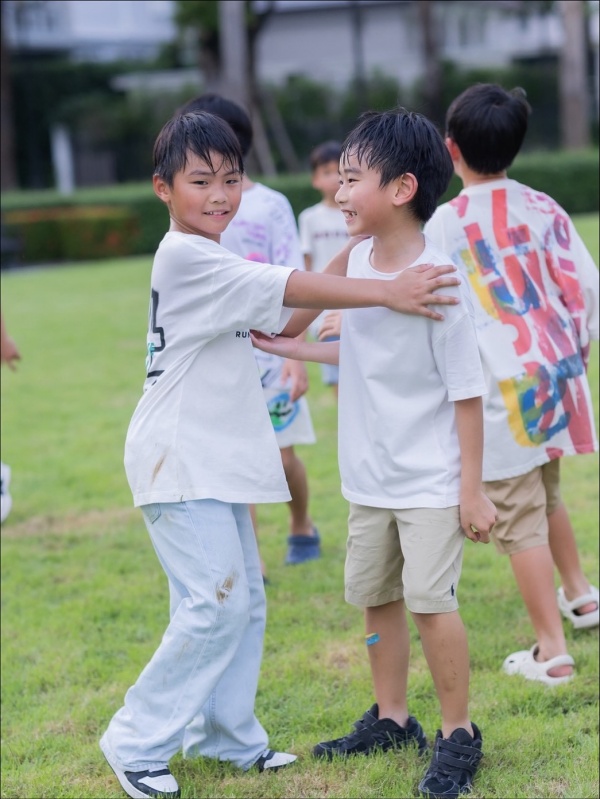  เนย โชติกา จัดปาร์ตี้วันเกิดให้ น้องอคิณ ลูกชายวัย 8 ขวบ 