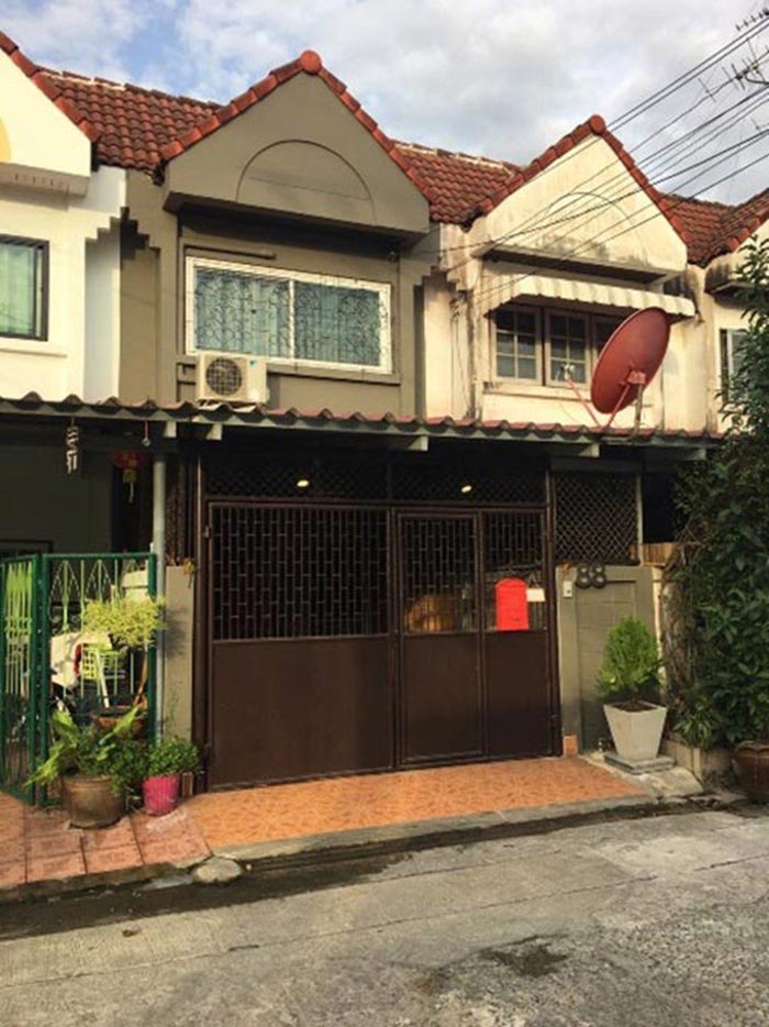 รีโนเวททาวน์เฮ้าส์