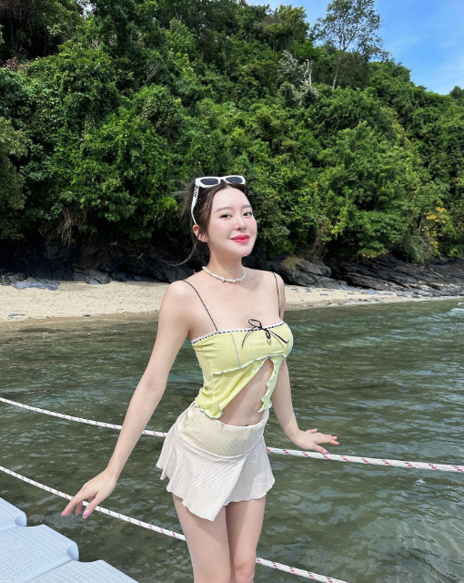 มายด์ ณภศศิ ชุดไปทะเลผู้หญิง