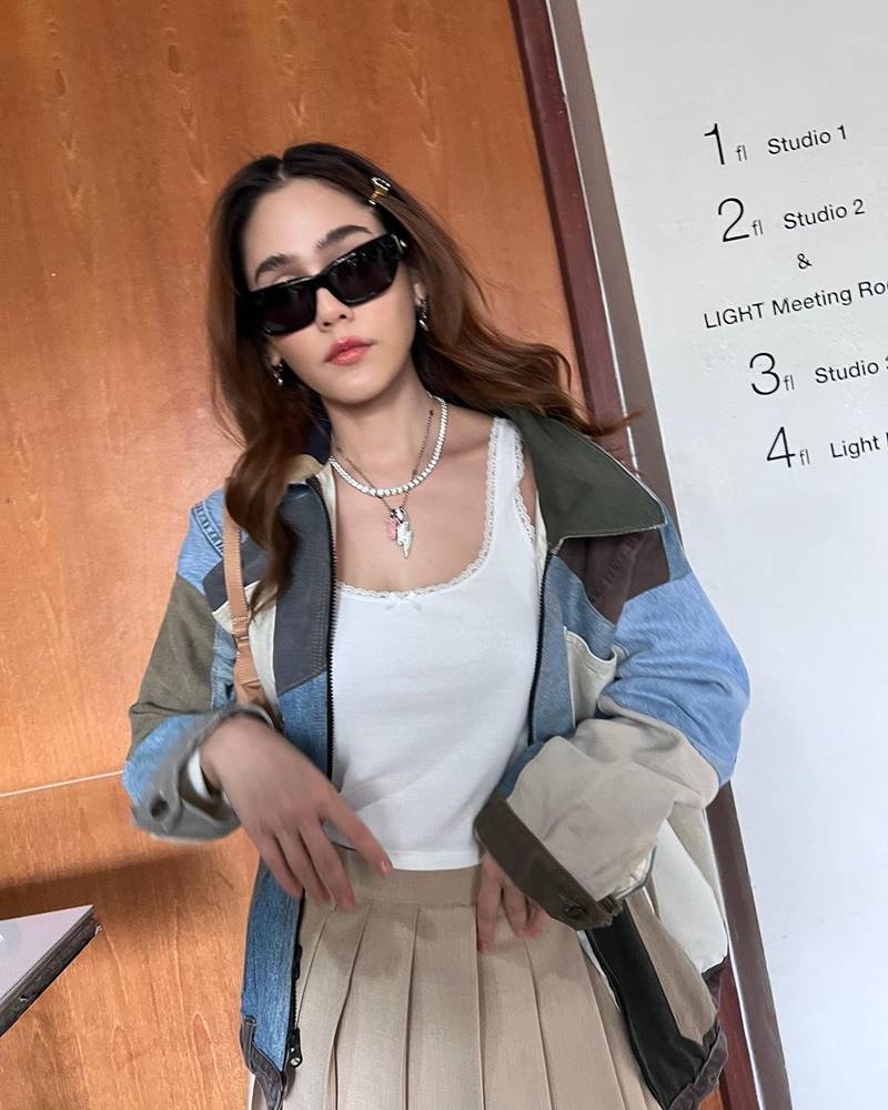 ชมพู่ อารยา