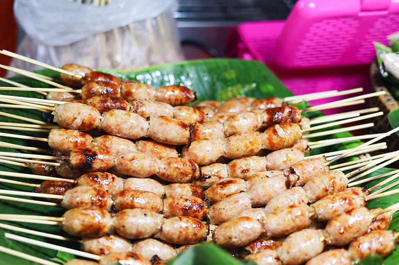 ตลาดท่าเรือ