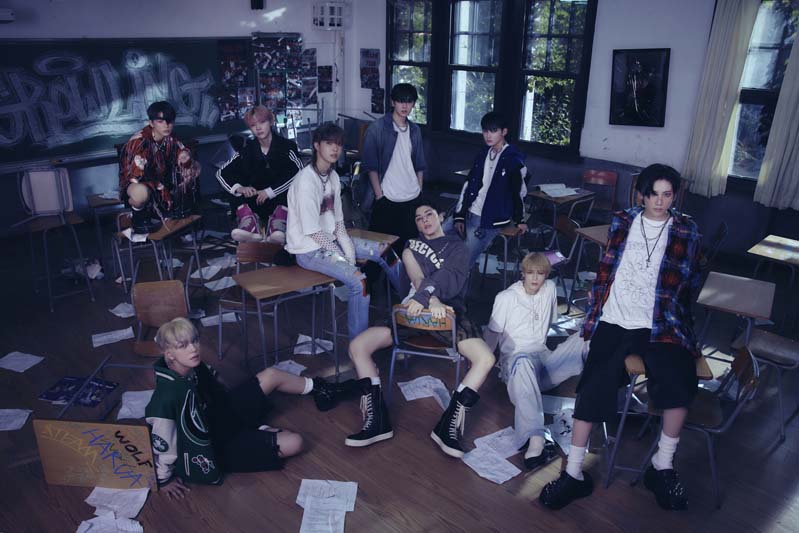 &TEAM บอยแบนด์