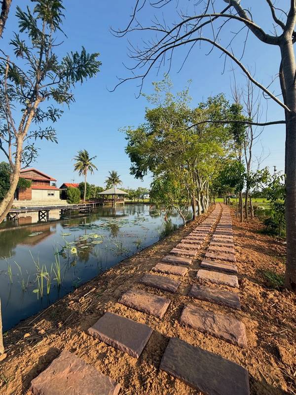 แม่แก้ว คุณแม่ ณเดชน์