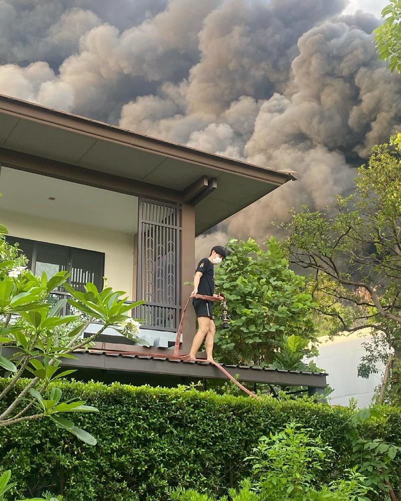 ออย ธนา