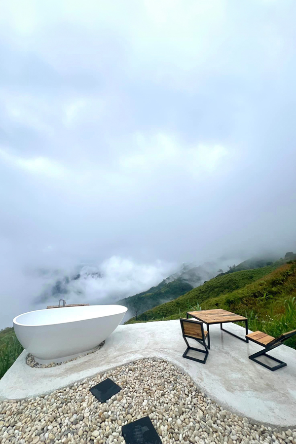 วิวทะเลหมอก หลงเขาแคมป์ ภูทับเบิก