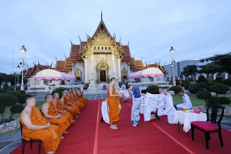 ท่านผู้หญิงอรอนงค์ ปิยนาฎวชิรพัทธ์