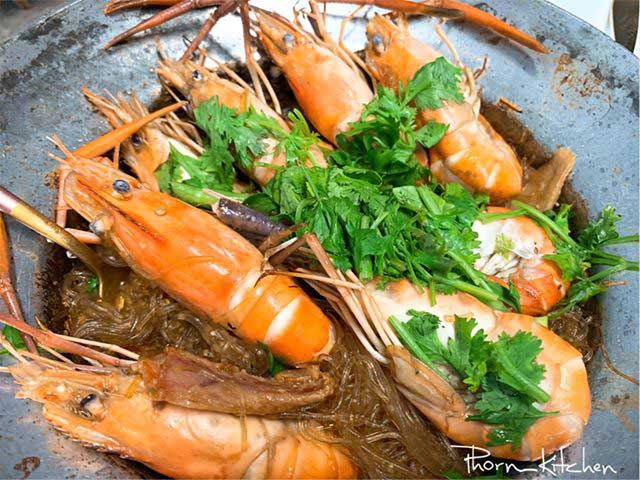 กุ้งอบวุ้นเส้น