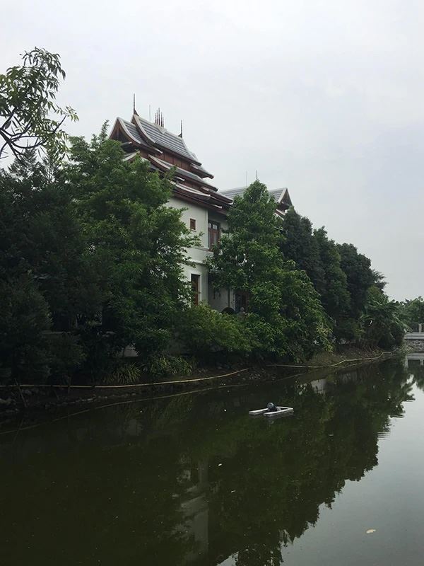 ขายบ้าน สรพงศ์ ชาตรี 99 ล้าน