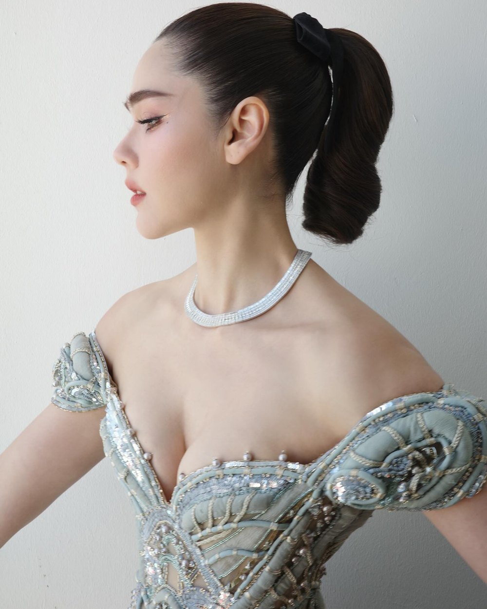 ชมพู่ อารยา เปิดลุค 4 เดินพรมแดงเมืองคานส์ 2025 สวยสง่าปนเซ็กซี่