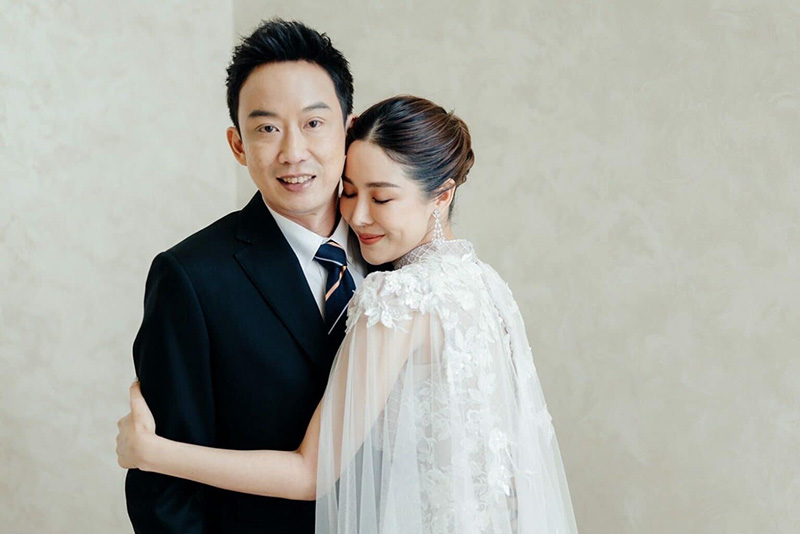 โอ๊ค พานทองแท้