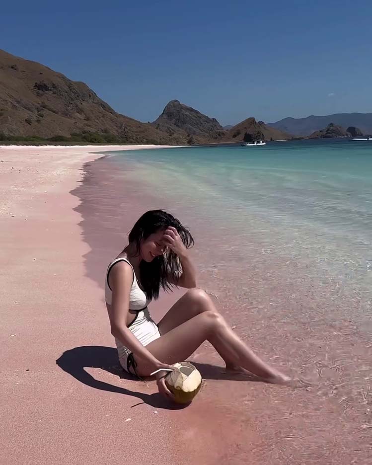 เก้า สุภัสสรา