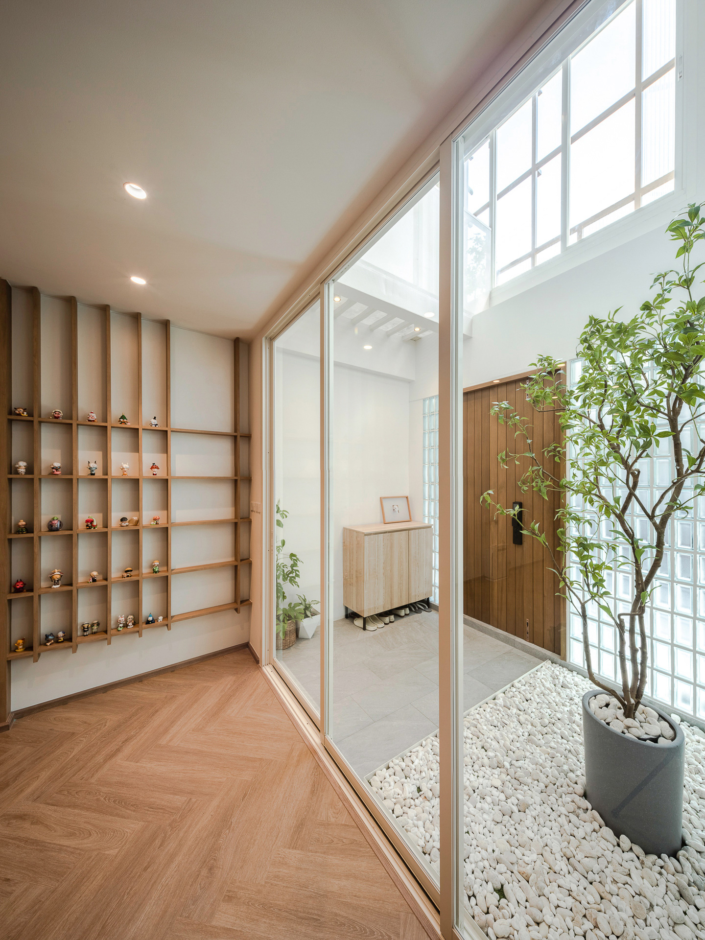 รีโนเวทตึกแถว 4 ชั้น ทางเข้า