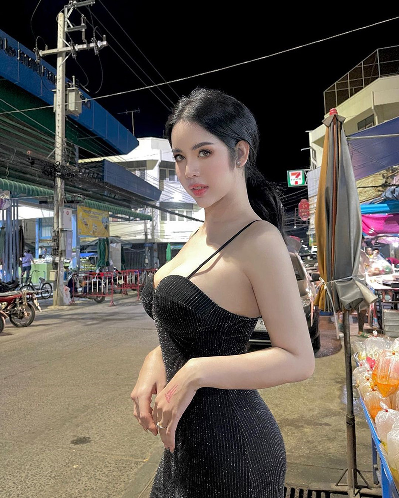 นารา เครปกะเทย